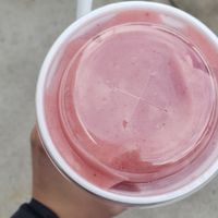 Vegan strawberry Banana smothie at Tropical Smoothie Cafe in Lancaster