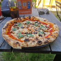 Pizza sizilian at Kasto in Canggu