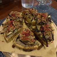 Pizza al padellino con kebab di seitan, crema di melanzane e verdurine   at Darsenale - Bizantina Brewpub in Ravenna