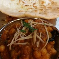 Aaloo chana and plain naan at Madina Indian Bistro in Hualien