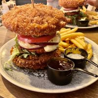 Crunchy Burger  at Meet Vegano in Malaga