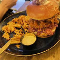 Shroom Burger (highly recommend!) #Veganuary at Meet Vegano in Malaga