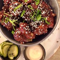 Alitas de coliflor  at Meet Vegano in Malaga