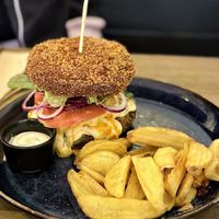 Crunchy burger  at Meet Vegano in Malaga