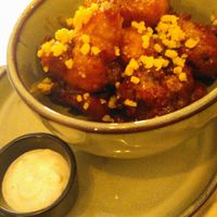 Alitas de coliflor at Meet Vegano in Malaga