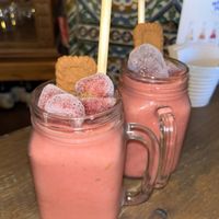 Strawberry Lotus Milkshake (11/10)  at Meet Vegano in Malaga