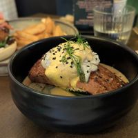 Salm'n Broccolini Bowl at Meet Vegano in Malaga