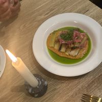 Leeks also delicious 😍 and we had the focaccia and cauliflower …  loved all !   at Meet Vegano in Malaga