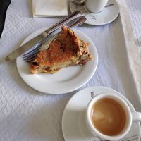 Vegan Apple pie at Salsa Verde in Evora