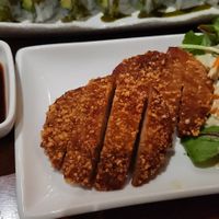 Tane Katsu

Marinated soy patty, panko bread crumbs, mixed greens, sweet soy, spicy aioli

$14 at Tane Vegan Izakaya in Berkeley