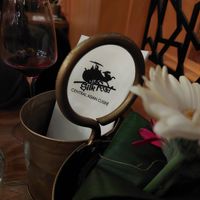 Het logo. at Silk Road in Tilburg