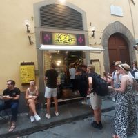 Entrance (always a line there but they are quite efficient) at I' Girone De' Ghiotti in Florence