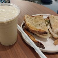  at Mana Café in Manama