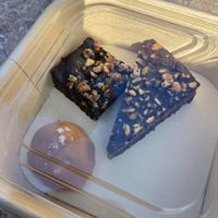 Chocolate ball, raw cakes 🍪 at Café Smedjan in Flyinge