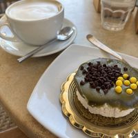 Cappuccino e cheesecake  at Caffettiamo Vomero di Raffaele Simonte in Naples