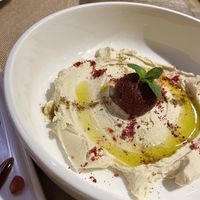 Fresh hummus 💖 at Anoush in Yerevan