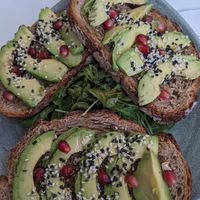 Avocado toast at DS Café in Bordeaux