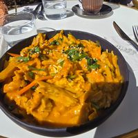 Vegan Chicken Cocoanut Curry at DS Café in Bordeaux