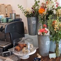  at lu & i in Montreal