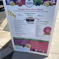 Spotted today - minimal fresh produce options- what the helly? Not very farm fresh for a big ag city… but happy to have spotted this truck today   at Oakdale Morning Market in Oakdale