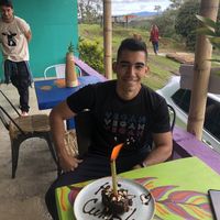 Me regalaron esta tortita por mi cumple 🥰  at Tulia in Medellin