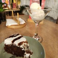 chocolate cake and vanilla ice cream at Tulia in Medellin