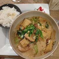 Satay Asian rice bowl at The Fishpond in Matlock