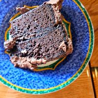  at Sir Vegaani in Roanoke