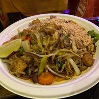 Vegan Pad Thai with Rice Nuddles 🍜 at Mae Thai in Stockholm