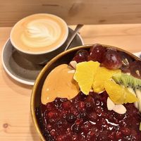 Berries porridge  at Fågel by artizán in Budapest