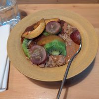 Plum crumble at Fågel by artizán in Budapest