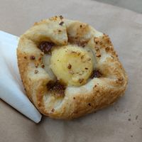 Vanilla & hazelnut crown at 200 Degrees Coffee in Sheffield