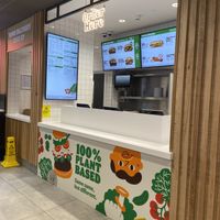 order face to face  at Burger King in London