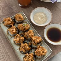  makis furai veganos 🧡  at Asianica in Lima