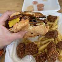 Big R 🤤  at La ReContra in Lima