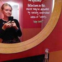 Positive messages in the bathroom😉and washable towls at Spread The Moon in Brussels