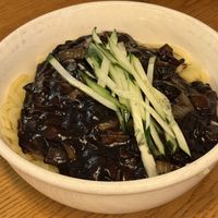 Jja jang myeon 짜장며ㄴ  at Alt.a in Seoul