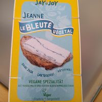 The amazing vegan almond blue cheese by the French brand Jay & Joy at Naturlich Mainz in Mainz