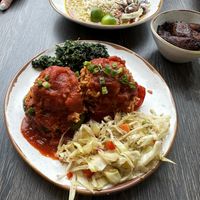 Stuffed peppers were ok. More flavour needed. Spinach was good  at Universal Studios - Bob Marley-A Tribute to Freedom in Orlando