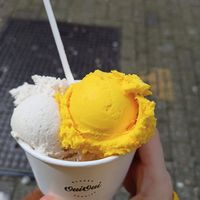 Pop corn and mango at Oui Oui - Saint-Gilles in Brussels