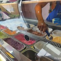  at Oui Oui - Saint-Gilles in Brussels