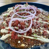 Su sazón exquisito, probamos enchiladas y enmoladas.  at Fresh & Co in Mexico City