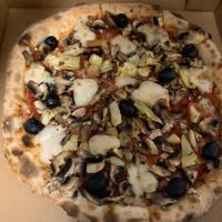 Capricciosa   at Amalfi Pizzeria in Clayfield