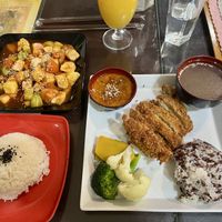 Food & drinks   at Reunion Cafe in Vientiane