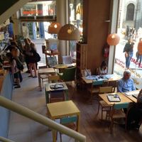 quiet seating areas on several levels at Picnic in Buenos Aires