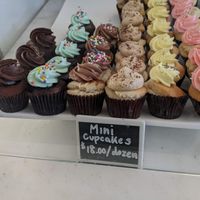 Cupcakes at ThimbleCakes in Ottawa