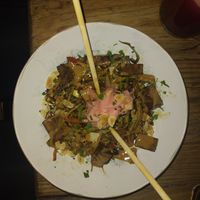 Tofu Wok . At the top there is ginger. Asked to vê made vegan at Mandala Society in Marrakech