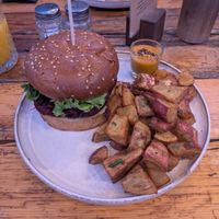 Barba Röfur Burger at Mandala Society in Marrakech