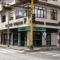 Esquina Jr José de Sucre 800 con Jr Simón Bolívar 701 at Canttú in Huaraz