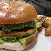 Burger at Canttú in Huaraz